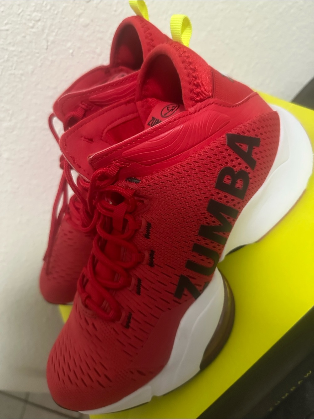 Zumba Air Stomps Size 9.5